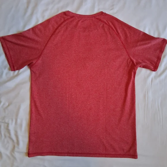 Louisville Cardinals- Rivalry Threads 91' Graphic Tee. Size M - Picture 3 of 8